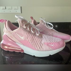 Women’s Nike Air Max 270